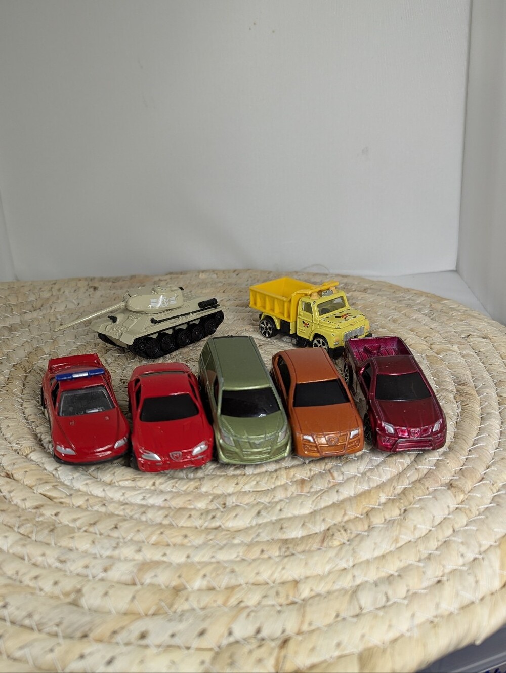Motor Max Vintage Diecast vehicles: Cars, Truck, & Tank